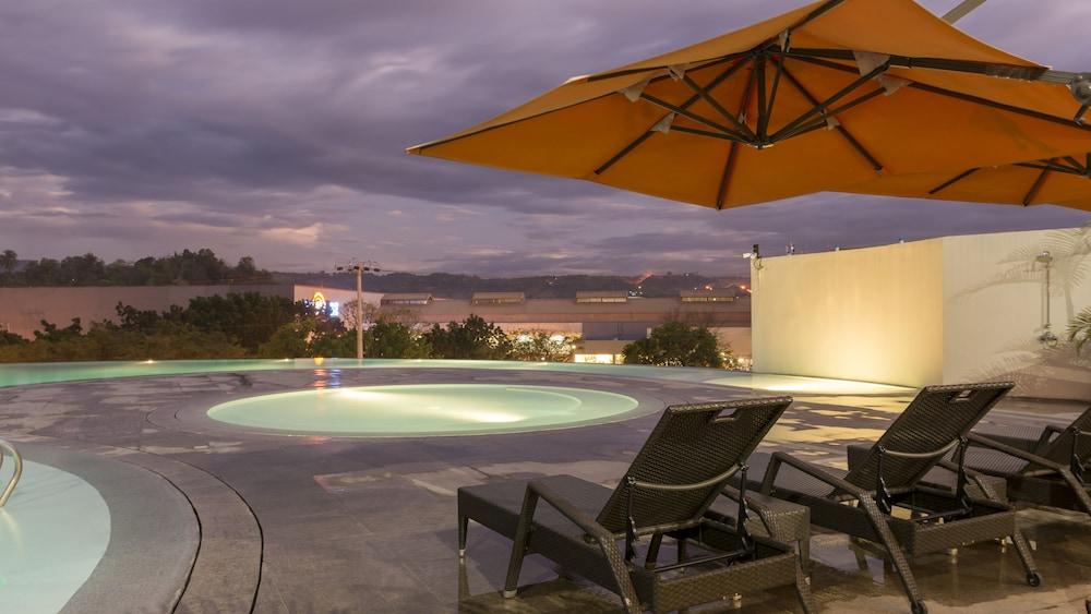Limketkai Luxe Hotel Cagayan de Oro Exteriér fotografie